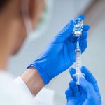 Минздрав уточнил перечень для вакцинации от COVID-19